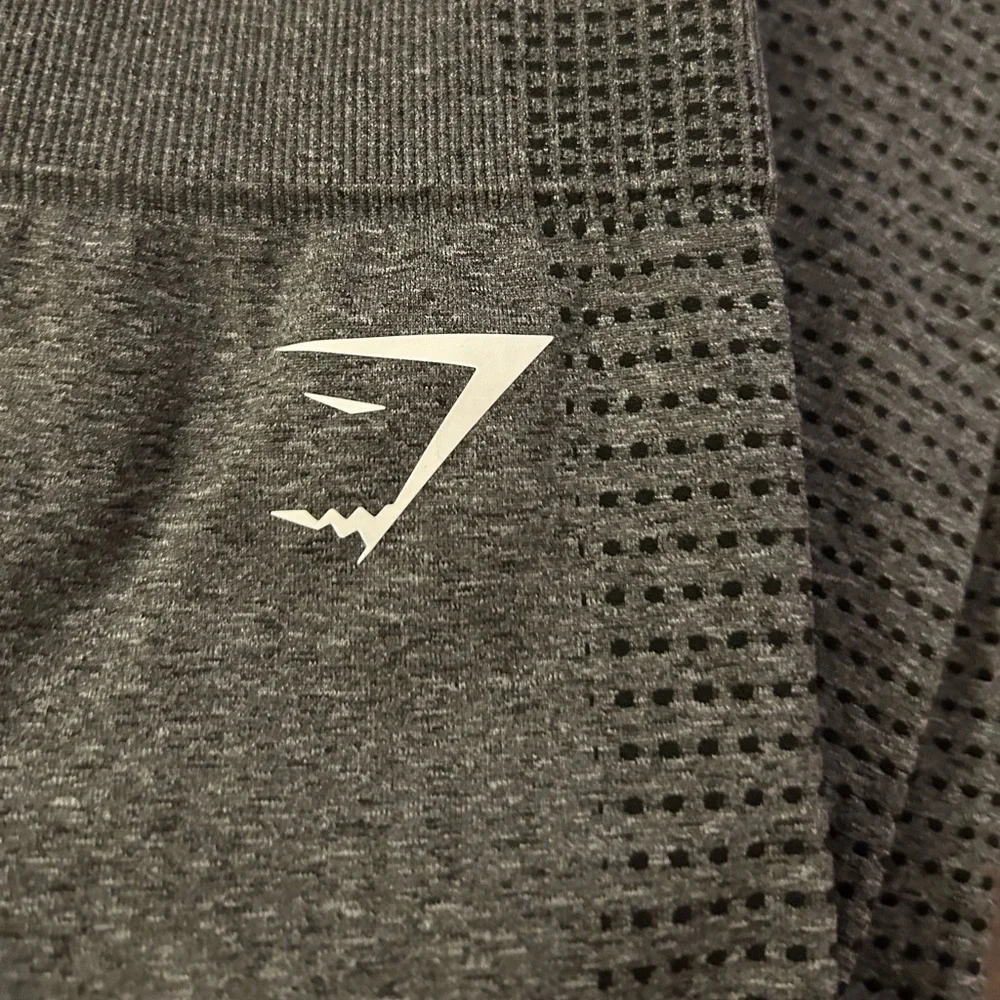 Gymshark Dark Grey Leggings - Picture 5 of 9